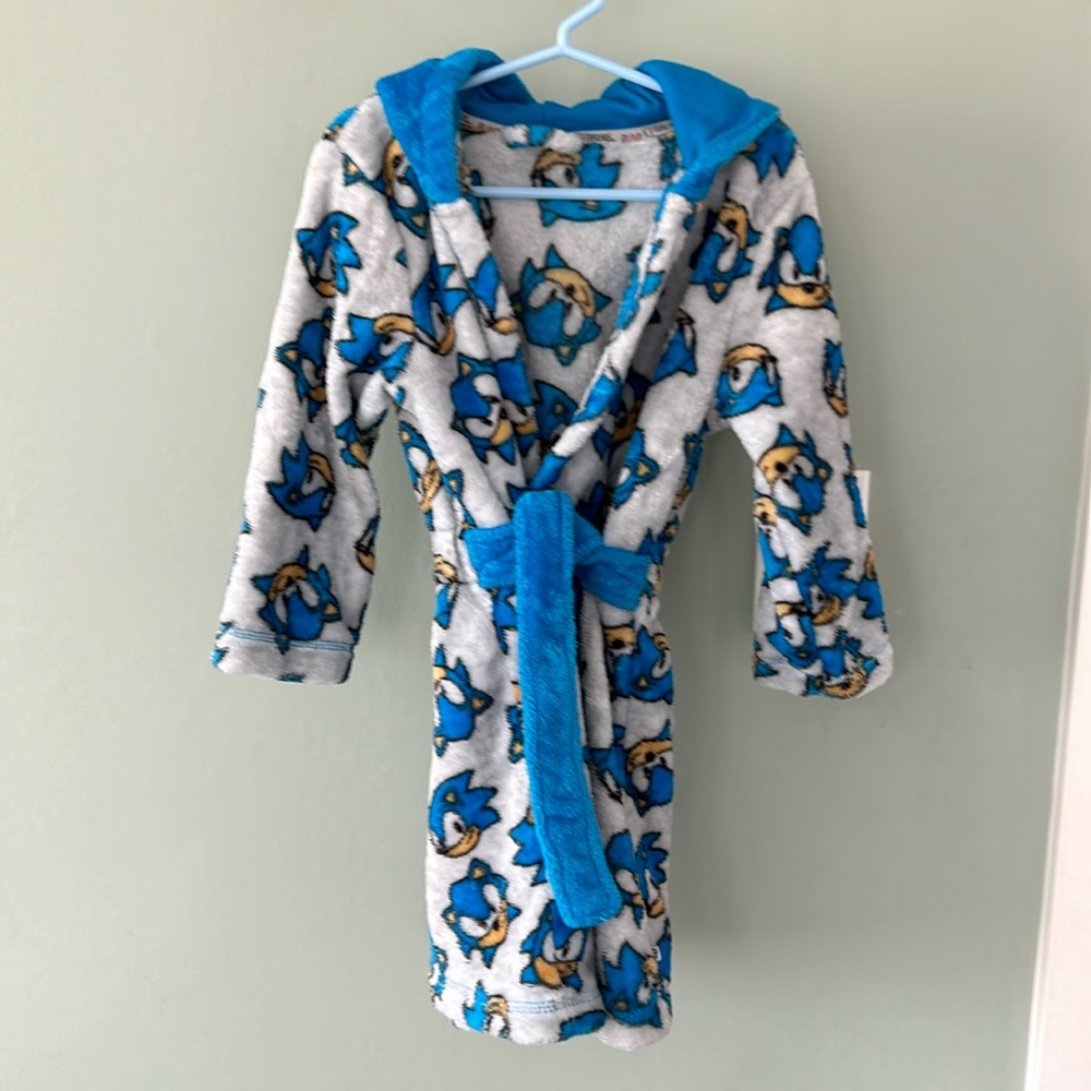 Sonic the Hedgehog kids robe 4-5 years